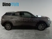 Usado Peugeot 2008 Active 110 CV (80 kW) 2022 Gris / plata SUV