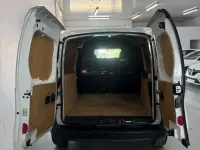 Usado Renault Kangoo 95 CV (69 kW) 2021 Blanco Monovolumen
