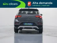 Usado VW T-Roc Life 115 CV (84 kW) 2022 Gris SUV