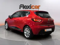 Usado Renault Clio IV Zen 90 CV (66 kW) 2017 Rojo Berlina
