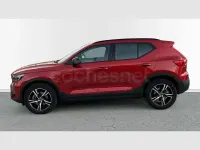 Usado Volvo XC40 Plus 163 CV (119 kW) 2025 Rojo SUV