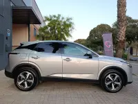 Usado Nissan Qashqai N-Connecta 140 CV (102 kW) 2024 Gris / plata SUV