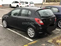 Usado Opel Corsa Cosmo 75 CV (55 kW) 2009 Negro Utilitario