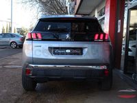 Usado Peugeot 3008 Allure 120 CV (88 kW) 2018 Gris / plata SUV