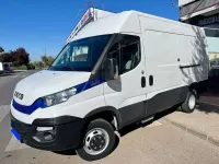 Usado Iveco Daily 136 CV (100 kW) 2018 Blanco Van