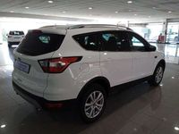 Usado Ford Kuga Trend+ 150 CV (110 kW) 2019 Blanco SUV