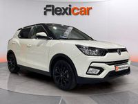 Usado Ssangyong (KGM) Tivoli Limited 163 CV (119 kW) 2019 Blanco SUV