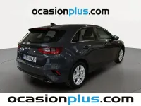 Usado Kia Ceed 136 CV (100 kW) 2023 Gris Utilitario