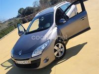 Usado Renault Mégane GrandTour Dynamique 110 CV (80 kW) 2011 Azul Familiar