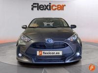 Usado Toyota Yaris Hybrid Active 116 CV (85 kW) 2021 Gris