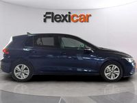 Usado VW Golf VIII Life 116 CV (85 kW) 2021 Azul Berlina