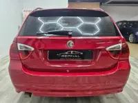 Usado BMW 320 163 CV (119 kW) 2007 Rojo Familiar