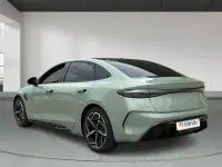 Nuevo BYD Seal 389 kW (530 CV) 2025 Verde Berlina