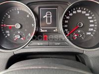 Usado VW Polo Advance 90 CV (66 kW) 2015 Marrón Berlina