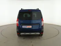 Usado Dacia Dokker 95 CV (69 kW) 2019 Azul Monovolumen