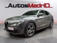 Usado Alfa Romeo Stelvio Sprint 160 CV (117 kW) 2022 Gris / plata SUV
