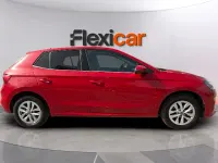 Usado Skoda Fabia Selection 116 CV (85 kW) 2025 Rojo Utilitario