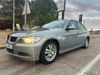 Usado BMW 318 143 CV (105 kW) 2006 Gris / plata Berlina