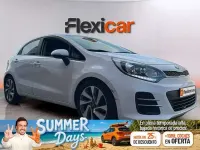 Usado Kia Rio 84 CV (61 kW) 2016 Blanco Utilitario