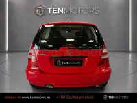 Usado Mercedes A150 Avantgarde 95 CV (69 kW) 2007 Granate Monovolumen