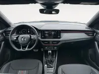 Usado Skoda Kamiq Monte Carlo 110 CV (80 kW) 2024 Gris/plata SUV