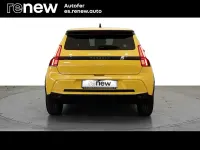 Usado Renault R5 Techno 88 kW (120 CV) 2025 Amarillo Utilitario