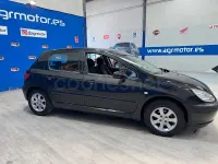 Usado Peugeot 307 90 CV (66 kW) 2005 Negro Berlina
