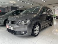 Usado VW Touran Sport 140 CV (102 kW) 2013 Gris / plata Monovolumen