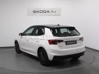 Usado Skoda Fabia Style 110 CV (80 kW) 2022 Blanco Utilitario