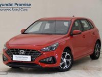 Usado Hyundai i30 110 CV (80 kW) 2023 Engine red Berlina