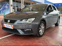Usado Seat Leon Style 110 CV (80 kW) 2017 Gris / plata Berlina