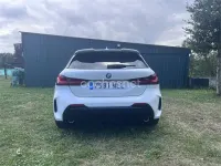 Usado BMW 118 Comfort Edition 150 CV (110 kW) 2023 Blanco Berlina