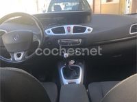 Usado Renault Grand Scénic III Dynamique 130 CV (95 kW) 2009 Negro Monovolumen