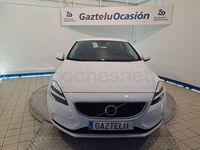 Usado Volvo V40 Momentum 122 CV (89 kW) 2018 Blanco Berlina