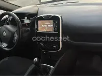 Usado Renault Clio IV Dynamique 90 CV (66 kW) 2016 Rojo Berlina