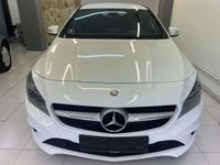 Usado Mercedes CLA200 136 CV (100 kW) 2018 Blanco Coupe