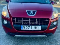 Usado Peugeot 3008 Active 112 CV (82 kW) 2012 Rojo Familiar