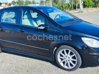 Usado Mercedes B200 140 CV (102 kW) 2008 Negro Monovolumen