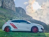 Usado Renault Mégane Coupé Trophy 275 CV (202 kW) 2015 Blanco Coupe