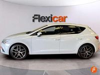 Usado Seat Leon ST FR 125 CV (91 kW) 2018 Blanco Familiar