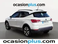Usado Seat Arona Ecomotive 110 CV (80 kW) 2021 Blanco SUV