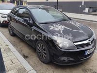 Usado Opel Astra GTC 110 CV (80 kW) 2010 Negro Berlina