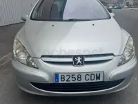 Usado Peugeot 307 110 CV (80 kW) 2003 Gris / plata Familiar