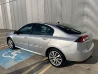 Usado Renault Laguna III Dynamique 110 CV (80 kW) 2011 Gris / plata Berlina