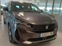 Usado Peugeot 5008 Allure 130 CV (95 kW) 2021 Gris SUV