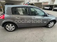 Usado Renault Mégane 105 CV (77 kW) 2006 Negro Berlina