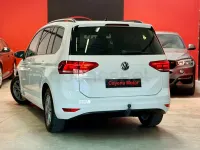 Usado VW Touran Business 115 CV (84 kW) 2020 Blanco Monovolumen