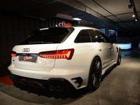 Usado Audi RS6 600 CV (441 kW) 2021 Blanco Familiar