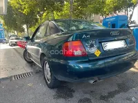 Usado Audi A4 125 CV (91 kW) 1995 Verde Berlina