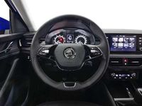 Usado Skoda Scala Ambition 110 CV (80 kW) 2023 Azul Utilitario